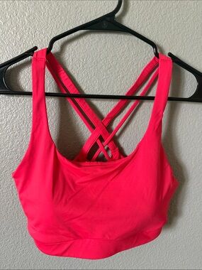 Women's red Strappy Sports Bra